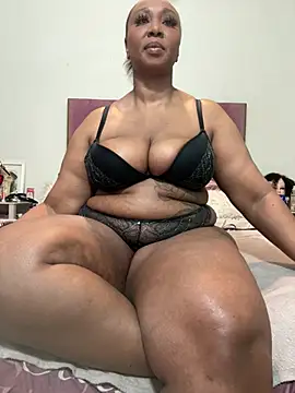 Bootyliciouse21X online show from July 23, 2026, 2:20 am