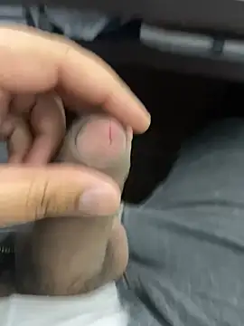 Snapshot of kavilv69fuck chatting on January 4, 2025, 1:53 pm kavilv69fuck online show from January 4, 2025, 1:53 pm