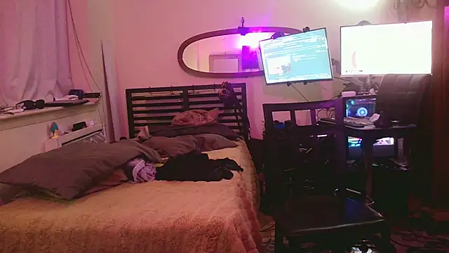 Snapshot of Mikela_Alexa chatting on December 21, 2024, 6:52 am Mikela Alexa online show from December 21, 2024, 6:52 am