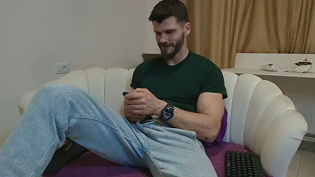 MauroTwin online show from April 23, 2026, 5:15 pm