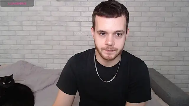 Alexxx horny online show from March 19, 2026, 9:02 am