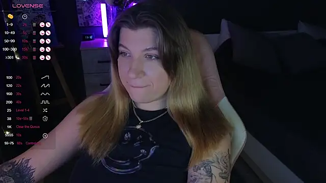 Snapshot of Fairy__Sofia chatting on December 2, 2024, 8:19 am Fairy Sofia online show from December 2, 2024, 8:19 am