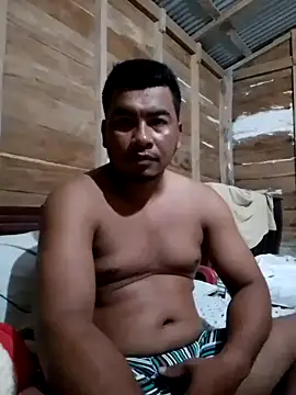 Snapshot of luis229522 chatting on May 17, 2026, 4:32 am luis229522 online show from May 17, 2026, 4:32 am