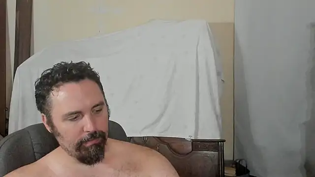 Snapshot of Metalstud chatting on June 14, 2026, 5:42 am Metalstud online show from June 14, 2026, 5:42 am