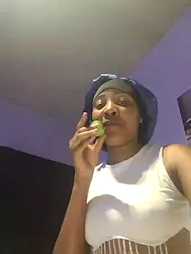 BlueberryDiamond online show from January 13, 2025, 12:41 am