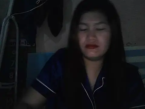 leamorena online show from October 3, 2025, 4:04 pm