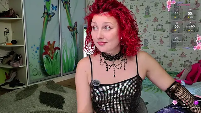 Snapshot of SmokyRose chatting on July 6, 2026, 10:34 am SmokyRose online show from July 6, 2026, 10:34 am