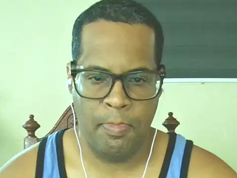 thesugar32 online show from April 28, 2026, 12:21 pm