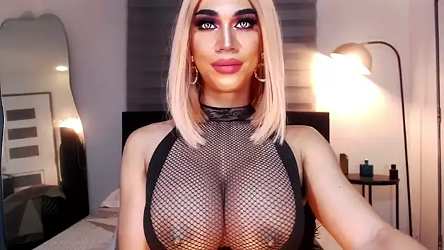 MassiveCockxMistress online show from December 17, 2024, 7:15 pm