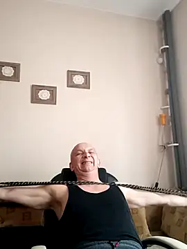 bigcock marusz online show from March 11, 2025, 1:56 pm