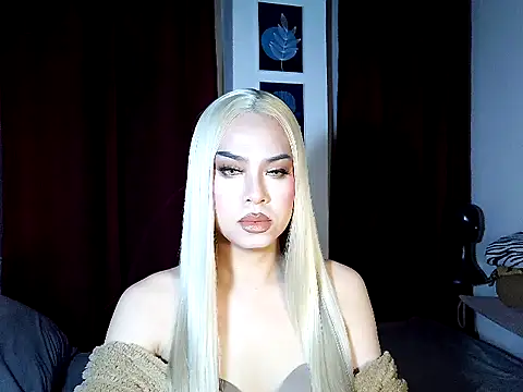 Snapshot of MistressLuna1 chatting on February 21, 2026, 10:11 pm MistressLuna1 online show from February 21, 2026, 10:11 pm