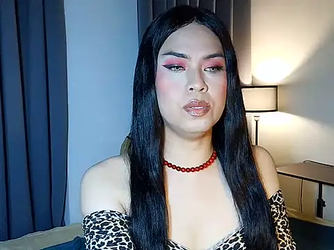 Snapshot of MistressLuna1 chatting on August 6, 2026, 3:47 pm MistressLuna1 online show from August 6, 2026, 3:47 pm