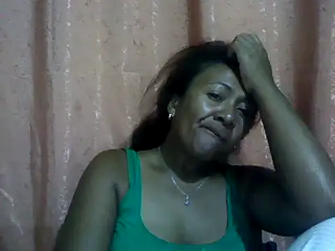 sexyladii online show from February 1, 2025, 6:08 pm