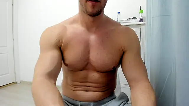 woolfiie online show from February 24, 2025, 8:14 pm