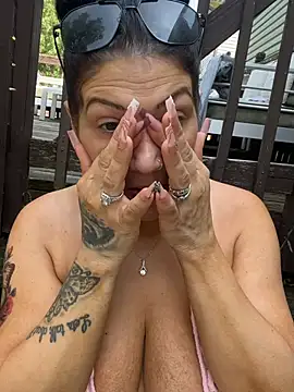 LittleMissEeve online show from July 3, 2026, 3:40 pm