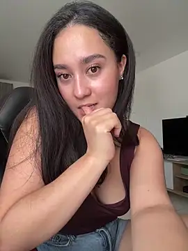 Nina lovi online show from March 19, 2026, 7:51 pm