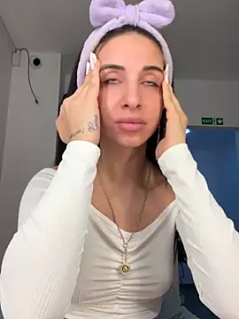 MeganHopeX online show from January 6, 2025, 7:42 am