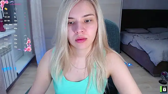 Lana  Nova online show from December 8, 2024, 9:46 am