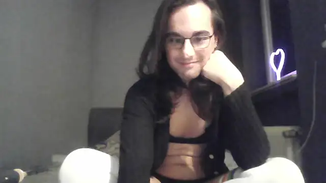 JanineJolie online show from December 1, 2025, 10:26 pm