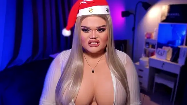 KarolinaThompson online show from December 14, 2024, 11:34 pm