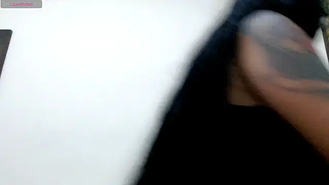 stormylana online show from January 26, 2025, 9:08 am