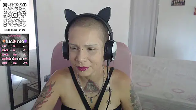 moon cat85 online show from March 5, 2025, 7:27 pm