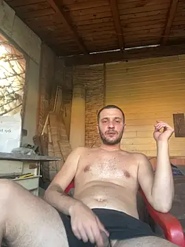 Snapshot of AlexandruUK chatting on June 8, 2026, 4:40 pm AlexandruUK online show from June 8, 2026, 4:40 pm