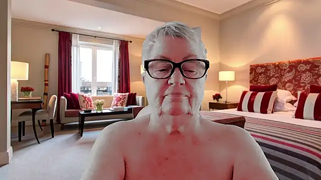 GrannyChrissy68 online show from January 10, 2026, 2:08 pm