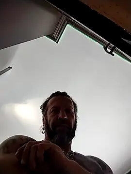 trucker1979 online show from February 6, 2026, 6:00 pm