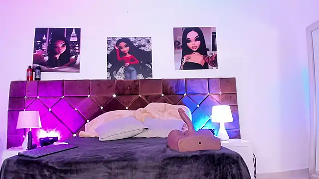 Ariana lopezz online show from March 22, 2025, 12:35 pm