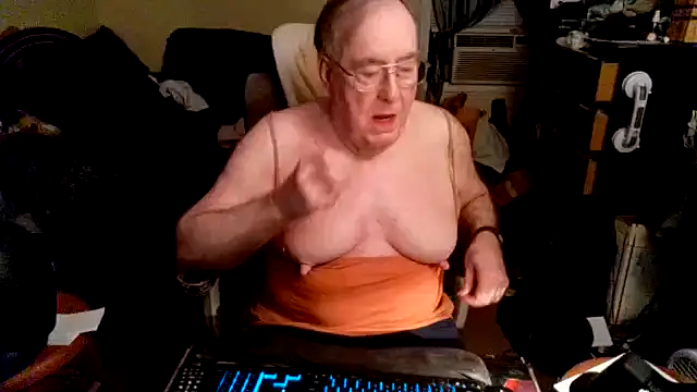 Toastir online show from October 20, 2025, 11:16 pm