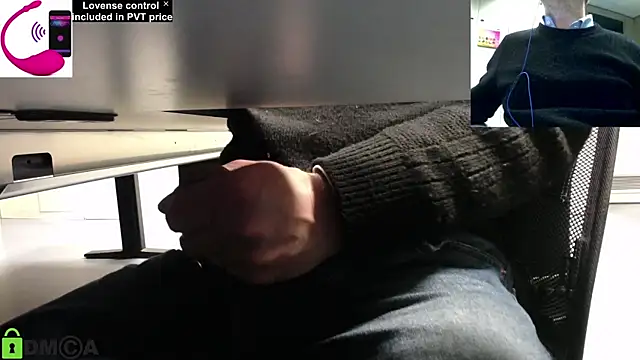 Snapshot of pliko chatting on December 16, 2024, 3:54 pm pliko online show from December 16, 2024, 3:54 pm