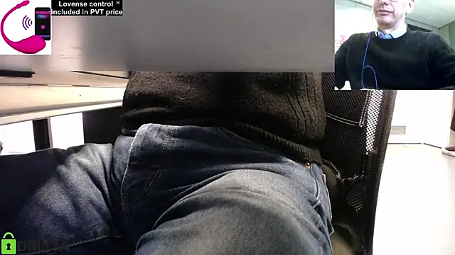 Snapshot of pliko chatting on February 27, 2025, 9:43 am pliko online show from February 27, 2025, 9:43 am