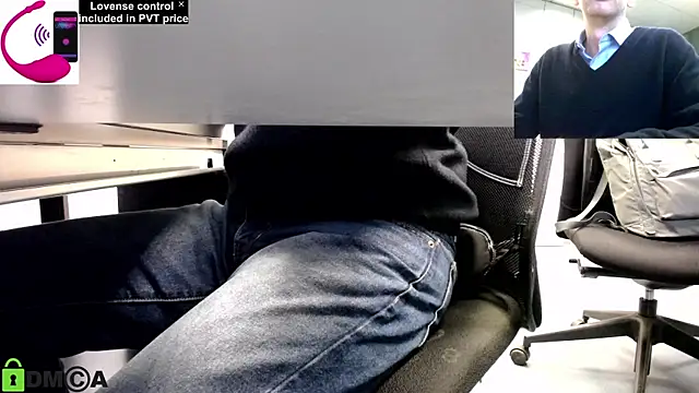 Snapshot of pliko chatting on February 28, 2025, 2:09 pm pliko online show from February 28, 2025, 2:09 pm