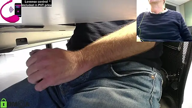 Snapshot of pliko chatting on October 1, 2025, 12:55 pm pliko online show from October 1, 2025, 12:55 pm