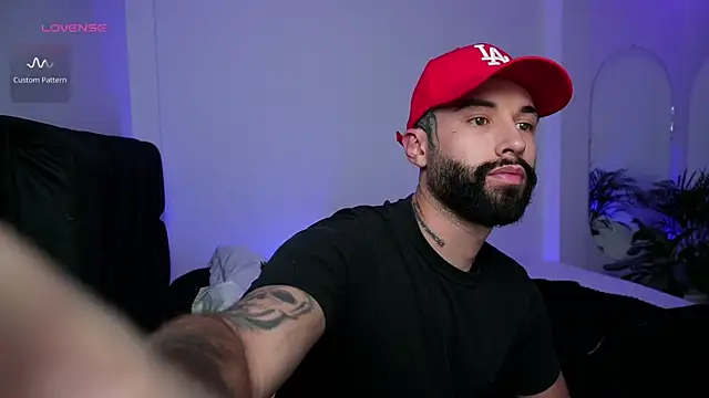 Snapshot of the_lucky_men__ chatting on January 15, 2025, 1:34 am the lucky men online show from January 15, 2025, 1:34 am