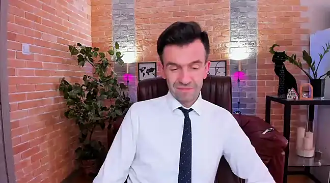 Snapshot of SteveTiger chatting on February 21, 2025, 1:00 pm SteveTiger online show from February 21, 2025, 1:00 pm