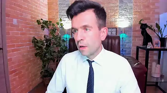 Snapshot of SteveTiger chatting on February 21, 2025, 4:05 pm SteveTiger online show from February 21, 2025, 4:05 pm