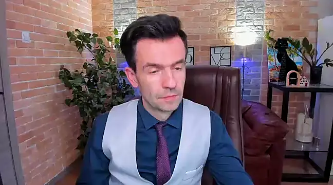 Snapshot of SteveTiger chatting on March 10, 2025, 3:20 pm SteveTiger online show from March 10, 2025, 3:20 pm