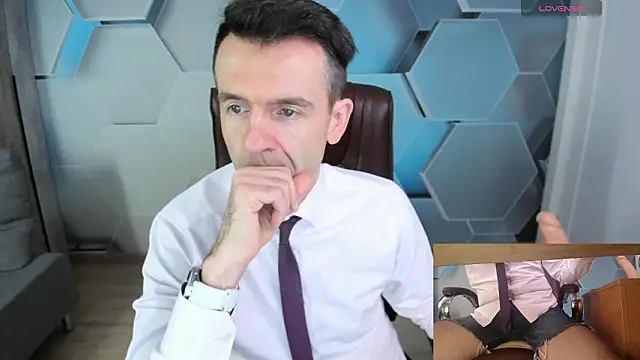 SteveTiger online show from February 6, 2026, 9:34 am