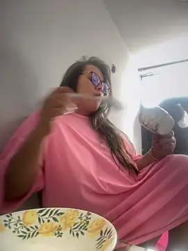 Snapshot of Ixchel_Anaid chatting on March 29, 2026, 2:28 pm Ixchel Anaid online show from March 29, 2026, 2:28 pm