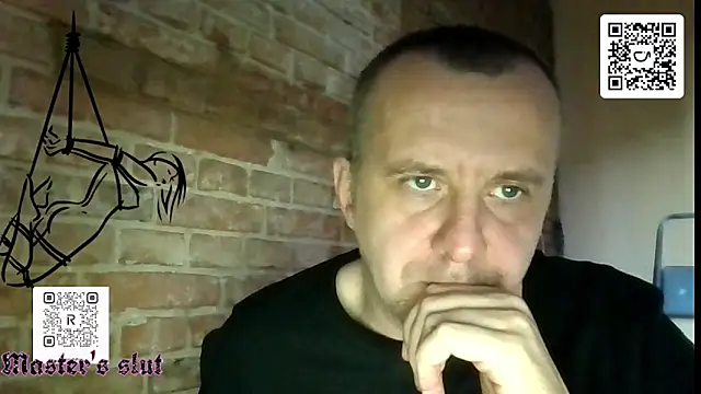 Snapshot of MrWhitePL chatting on November 5, 2025, 1:44 pm MrWhitePL online show from November 5, 2025, 1:44 pm