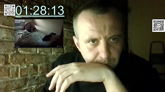 Snapshot of MrWhitePL chatting on November 7, 2025, 4:29 pm MrWhitePL online show from November 7, 2025, 4:29 pm