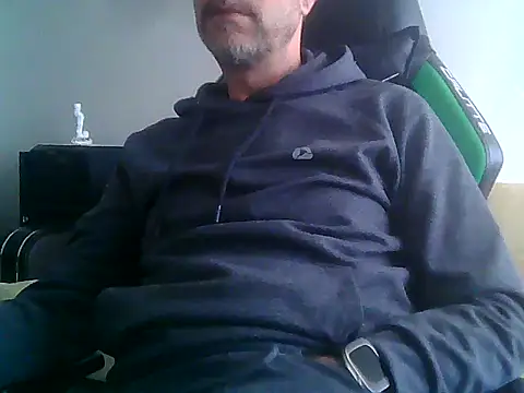 Snapshot of boran34 chatting on April 28, 2026, 3:50 pm boran34 online show from April 28, 2026, 3:50 pm