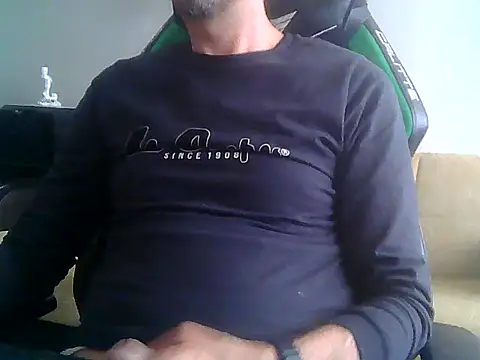 Snapshot of boran34 chatting on May 13, 2026, 3:53 pm boran34 online show from May 13, 2026, 3:53 pm