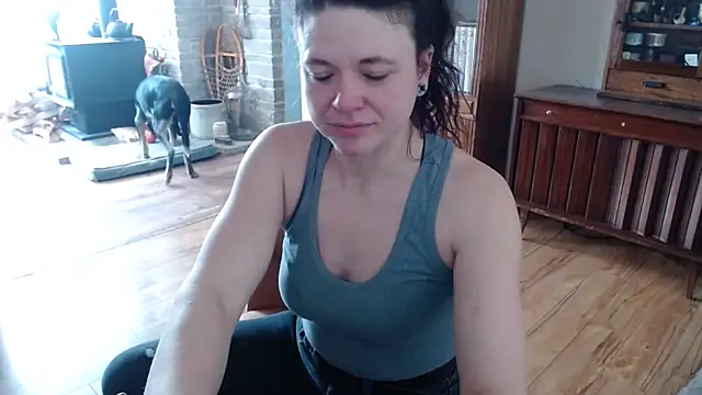 Snapshot of MarcyJones chatting on February 13, 2025, 5:33 pm MarcyJones online show from February 13, 2025, 5:33 pm