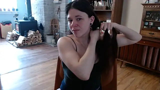 Snapshot of MarcyJones chatting on February 24, 2025, 2:58 pm MarcyJones online show from February 24, 2025, 2:58 pm