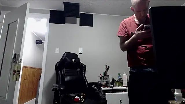 Anix888 online show from February 4, 2025, 10:02 pm