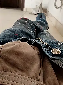 indianSmartboy online show from March 25, 2026, 8:42 am