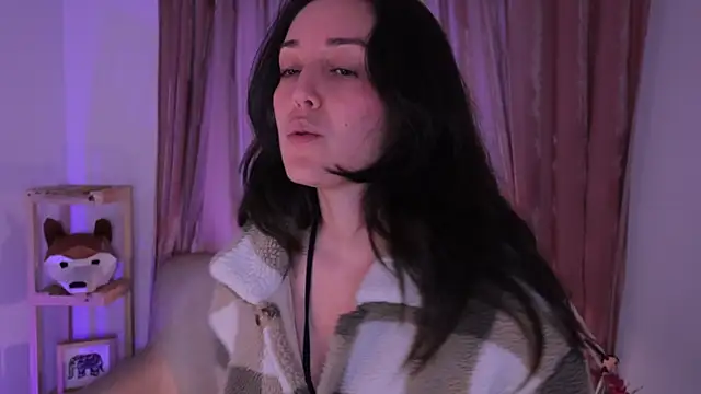 molly marmalade  online show from November 6, 2025, 2:51 pm